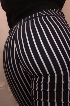 foto amadora Stripes are back! Might be my [f]avorite work pants these days