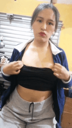 amateur pic Mariluz7u7 026 GIF