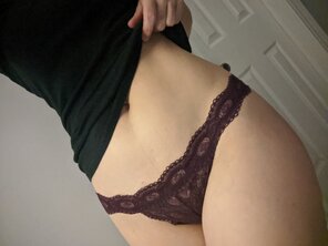 foto amateur who needs pants? let's just stay home [39] [f]