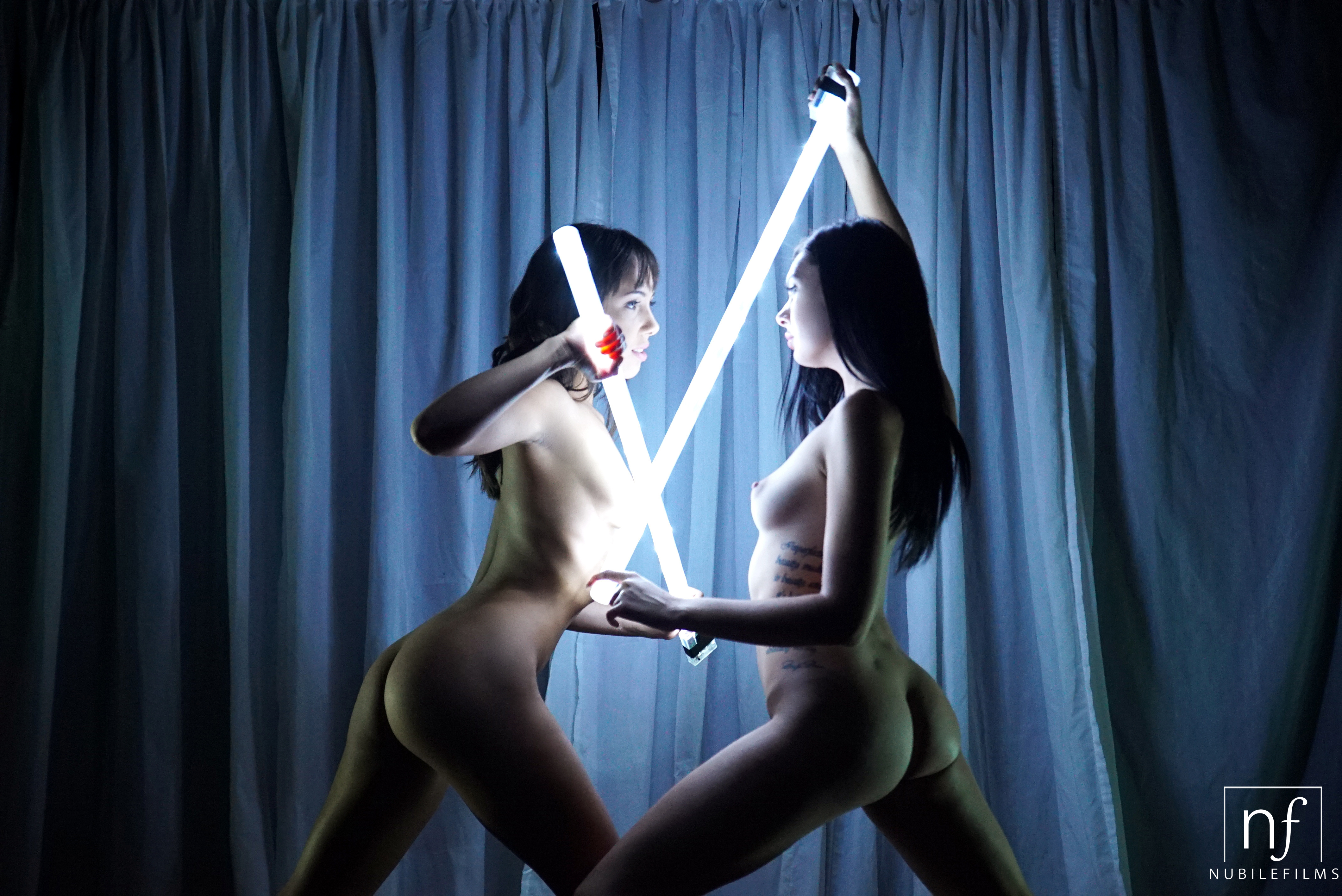 amateur photo lesbian_light_show_015