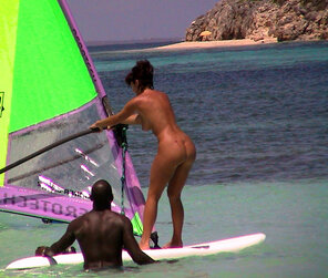 Nude windsurfing lesson