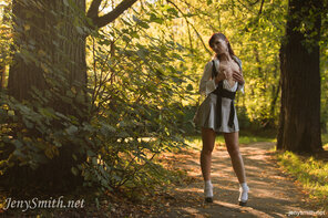 foto amatoriale Jeny Smith in the Woods 019