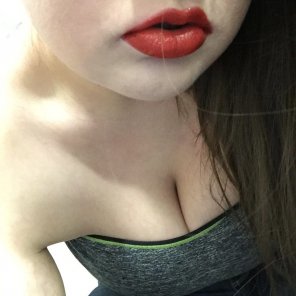photo amateur Mondays are [f]or Red Lips