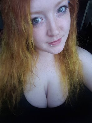 amateur pic Ginger hair & [f]reckles!