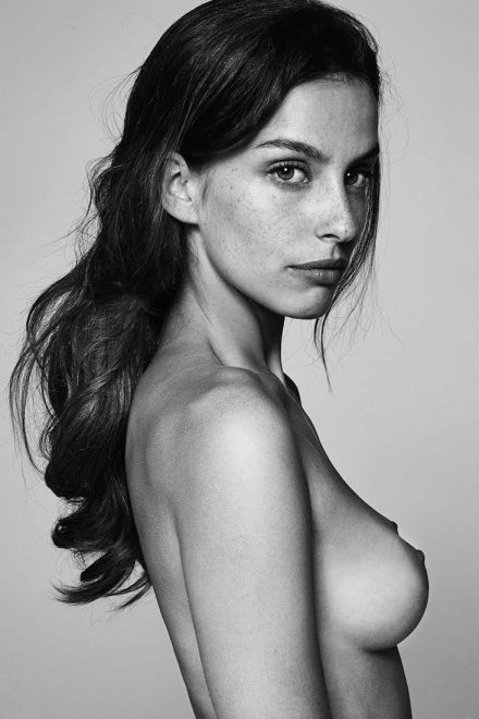 Alicia Medina nude