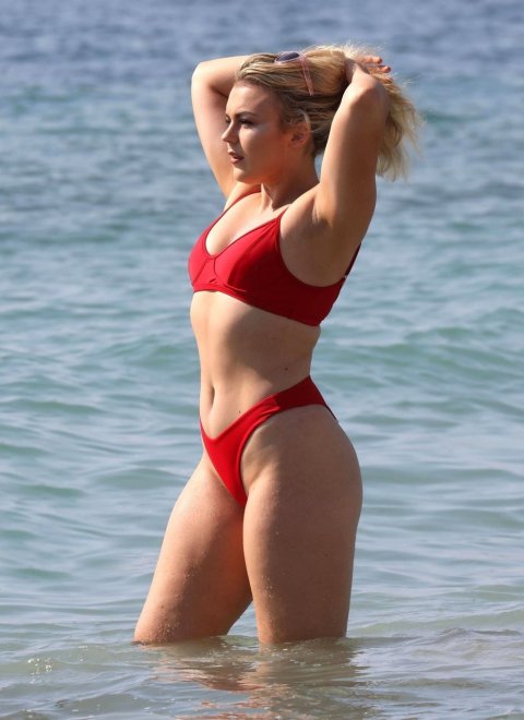 Singer Tallia Storm