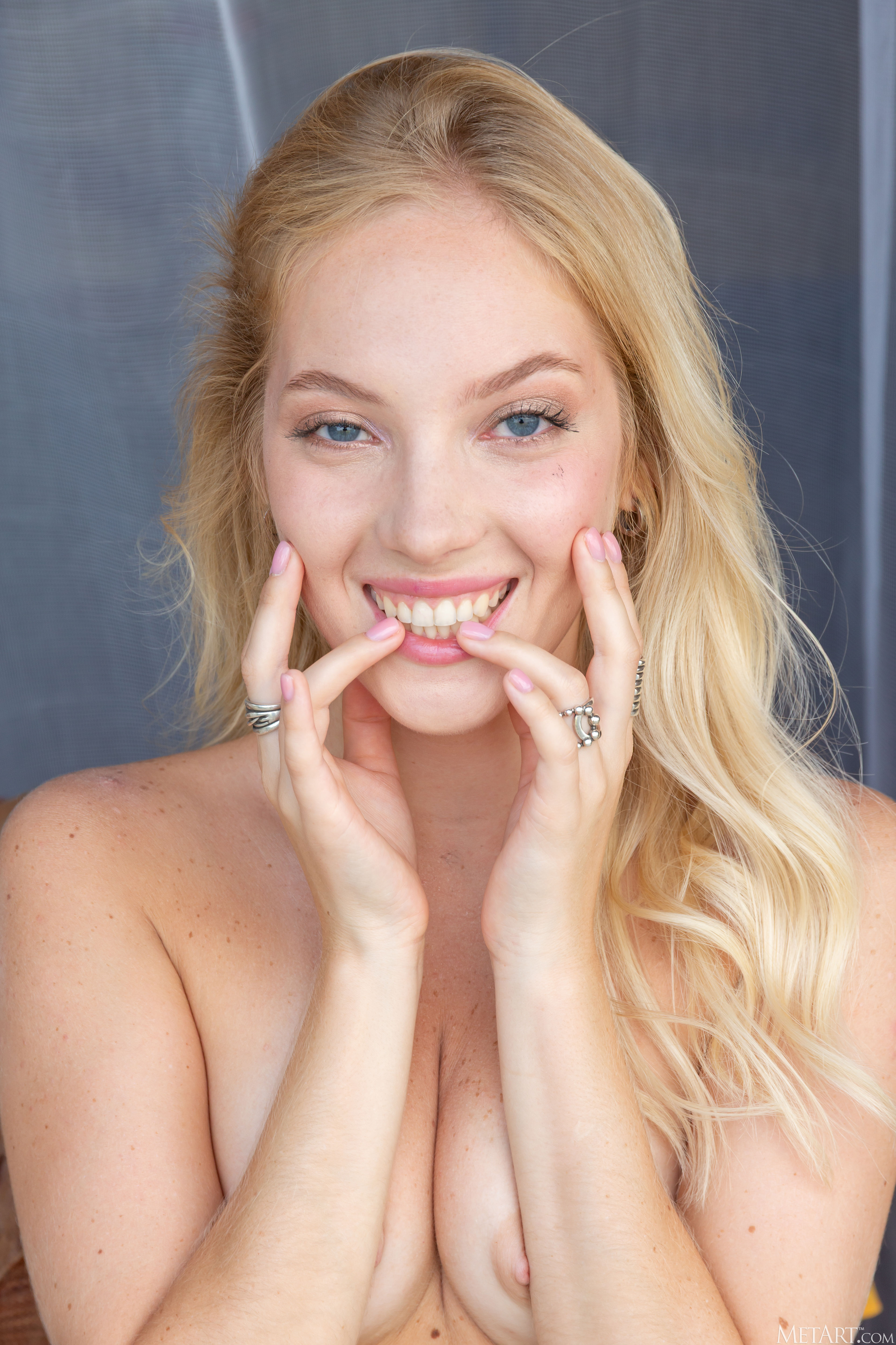 amateur photo MetArt_Sunny-Disposition_Bella-Spark_high_0090