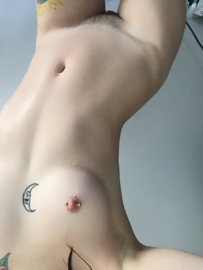 アマチュア写真 What an erect nipple I have in this pic ;)