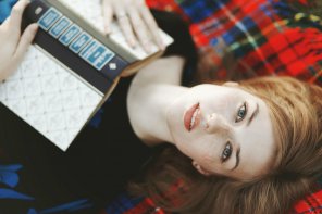 amateur pic Redheaded reader