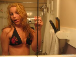 foto amateur Selfshot_mirror00180