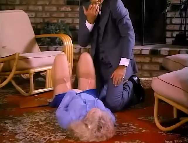 amateur photo Amber Lynn in Blue_0.00.45.00