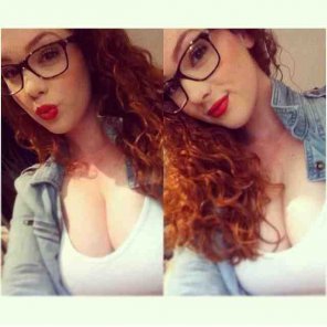 foto amateur red hair, red lips