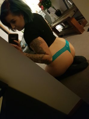 amateur-Foto Just showing my tattoos and 'ass'et off ðŸ‘ðŸ‘