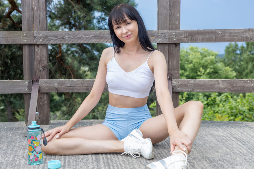 MetArt_Sultry-Stretch_Bernie_high_0033