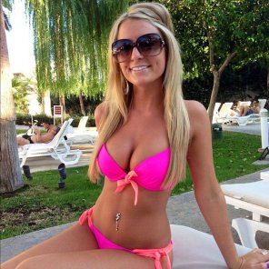 photo amateur Blonde in the shade