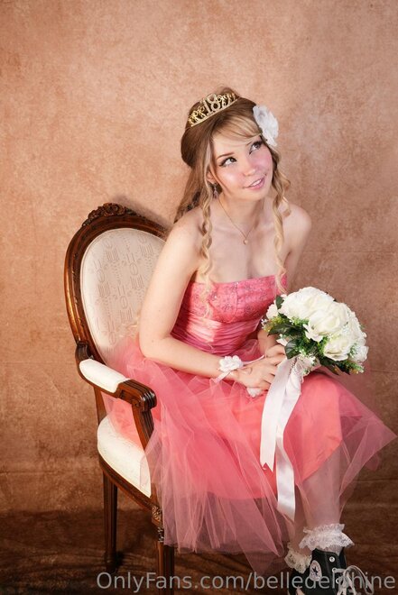 Belle-Delphine-Nude-Pink-Prom-Dress-Onlyfans-Set-Leaked-29