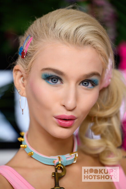 541344196_212151323_012