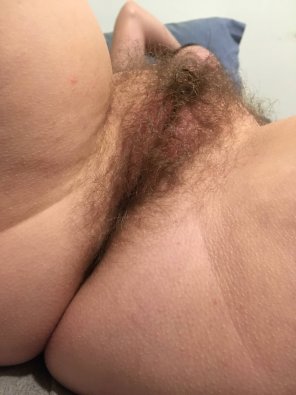 foto amatoriale Hairy and horny