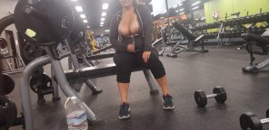 amateur pic GW in the gym :-)