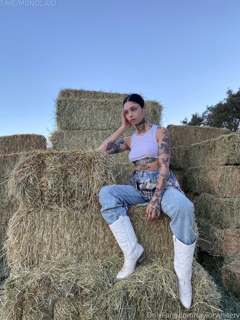 a917bd4b-77bc-4c87-9629-41e2d798fa3a