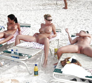 zdjęcie amatorskie Nude beach