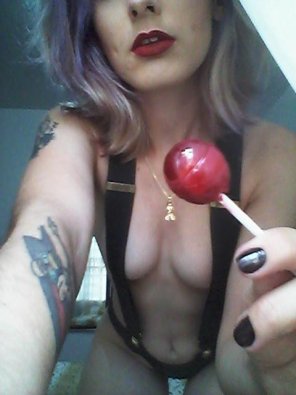 amateur-Foto do you wanna lick my loli pop?