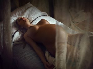 zdjęcie amatorskie Nude in bed