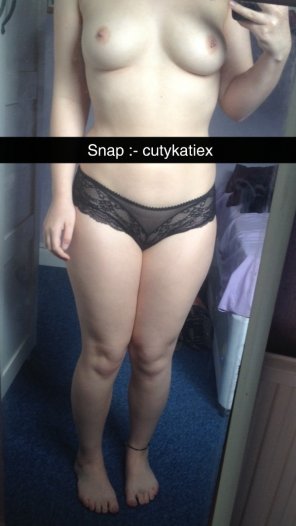 amateur photo Who wants to see more of my sexy naked body ?