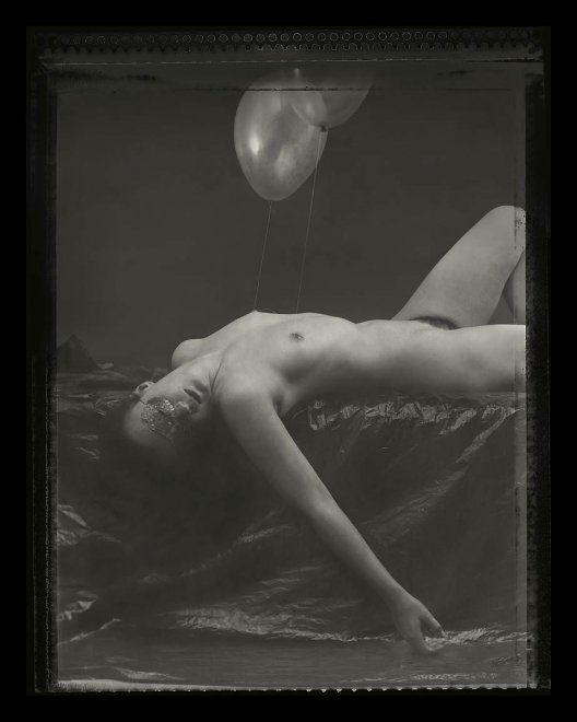 Nude with Balloons, 1985