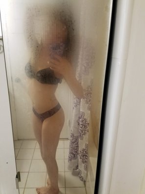 amateur photo Original ContentPosing in front of a foggy mirror