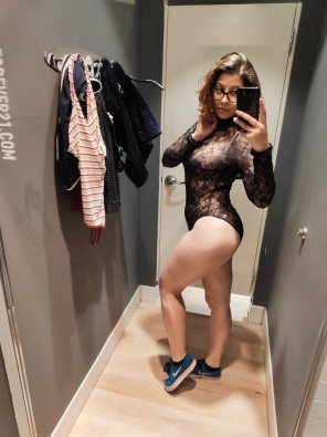 foto amadora [F] I may be addicted to bodysuits and changing room pics