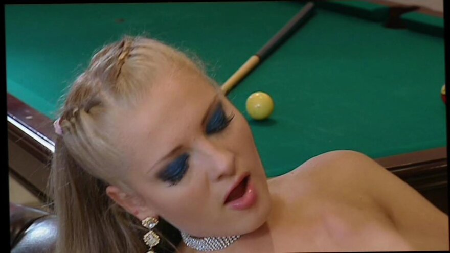 Family Affair (2008) - scene 02 NIKOLETTA DEVIS_248