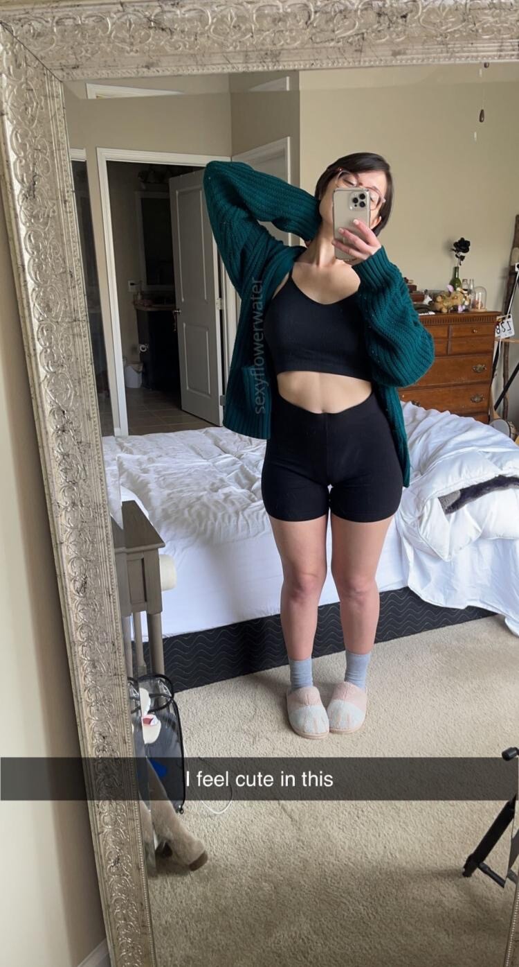 amateur photo 004076D7-998E-4304-9A4C-AA7158CA74CE