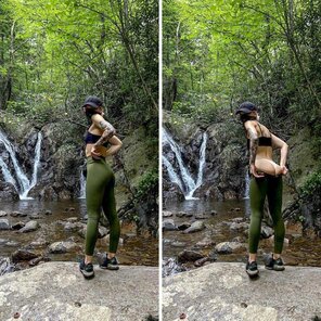 foto amadora Peeling off my leggings - in nature!