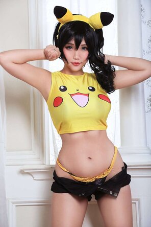 foto amadora Pikachu is thrilled!