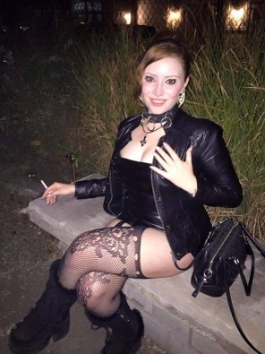 amateur-Foto A stunning ginger out for a fun night