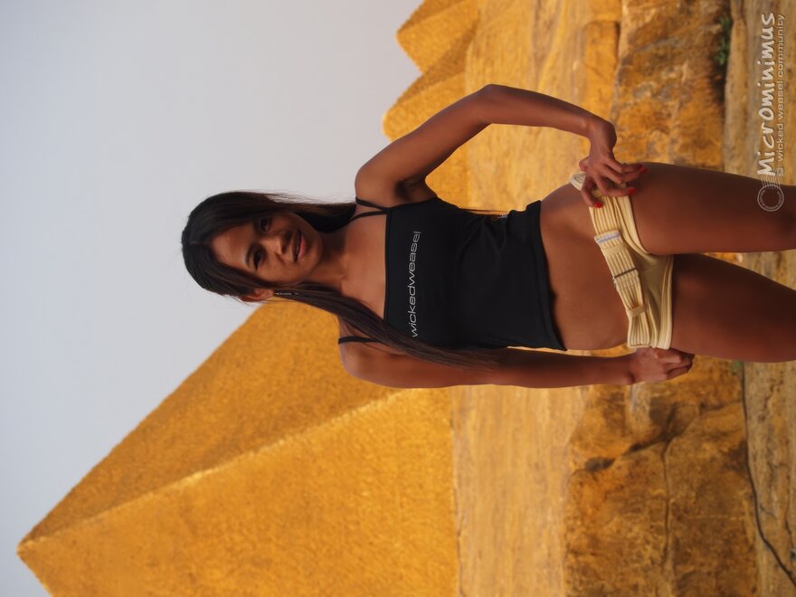 AroundWorldinWW-004-topaz-enhance-2x