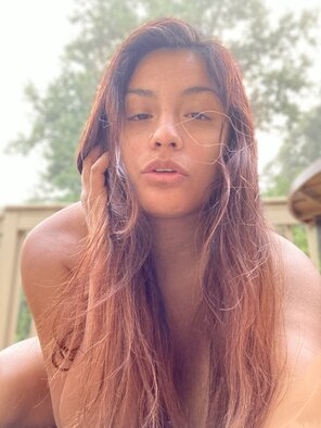 amateur pic Karina Valentina nude outdoor