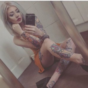 amateurfoto Selfie Leg Thigh Beauty Tattoo 