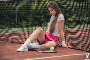 foto amateur Teen Tennis Star Kate naked on the court