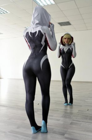 amateur pic Spider Gwen by me ~ Evenink_cosplay
