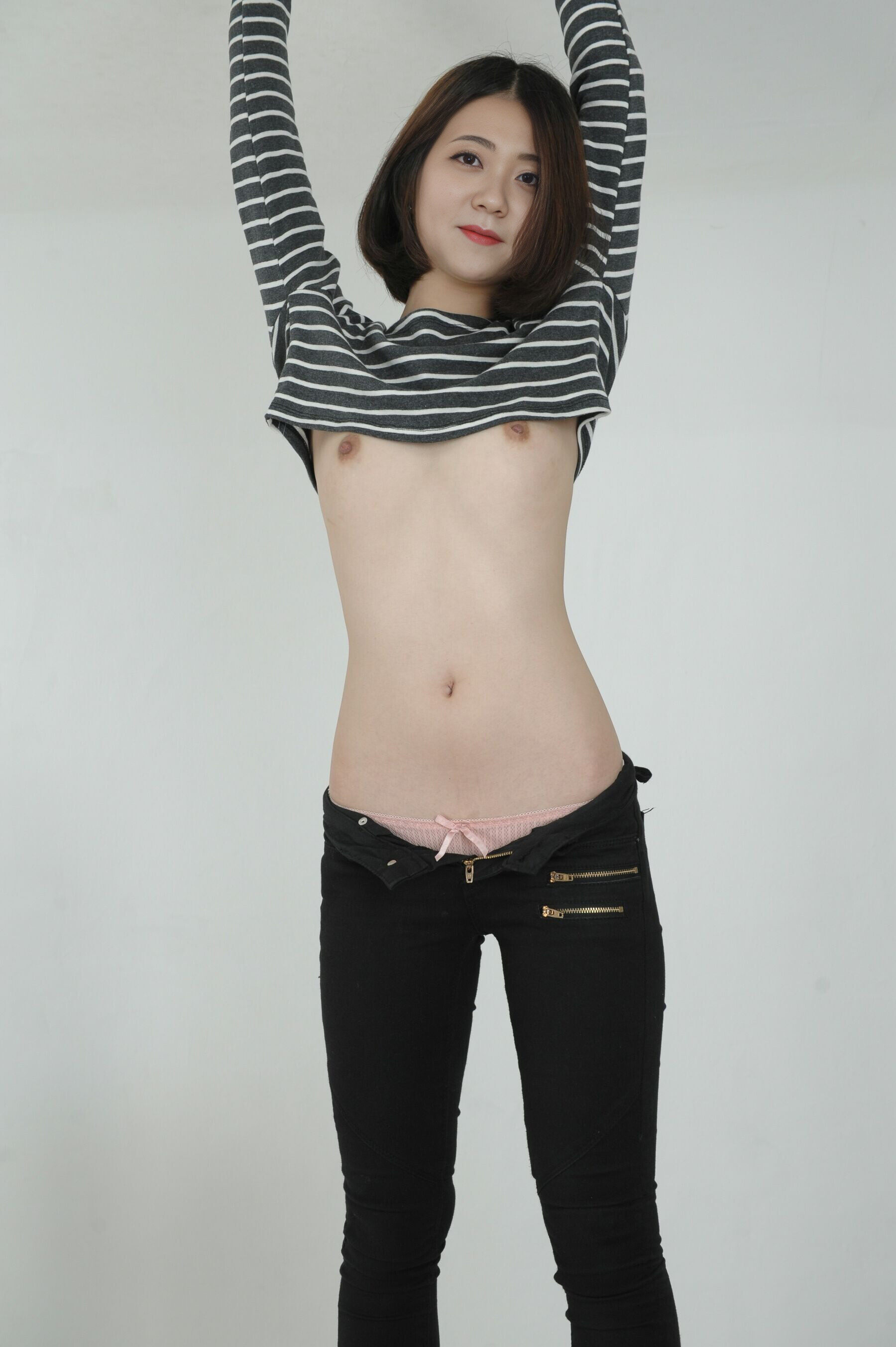 amateur photo ZWv3FLa0-1