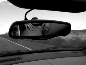 foto amateur Objects in the rearview mirror may appear closer than they are.