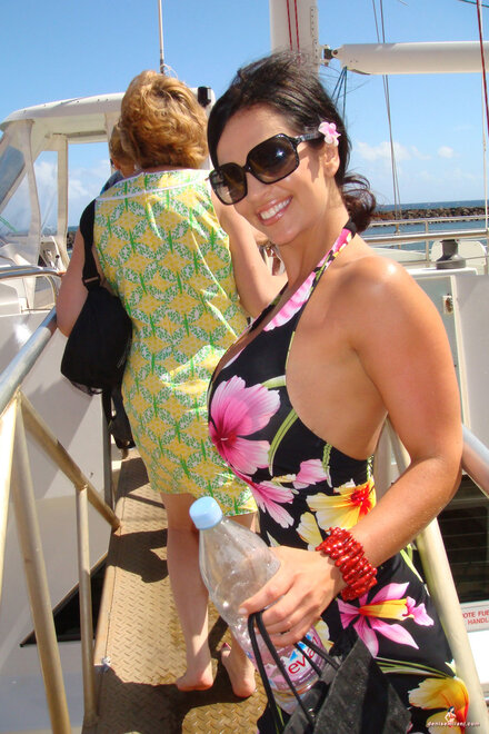 32209_napali_boat08_122_1192lo