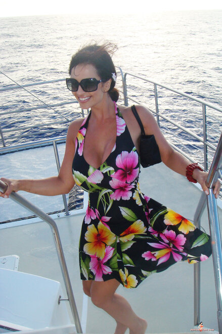 32611_napali_boat25_122_393lo