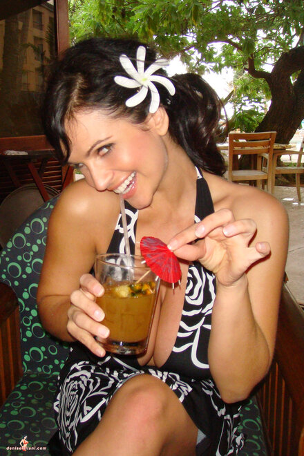 54463_islander_30_122_1145lo