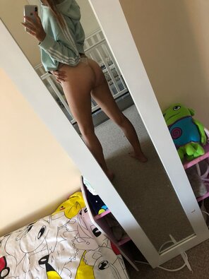 foto amatoriale [F]20 - come leave a bitemark then rate it ????????