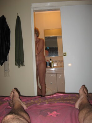 zdjęcie amatorskie Brisbane_Emma_stripped_Naked_IMG_0484