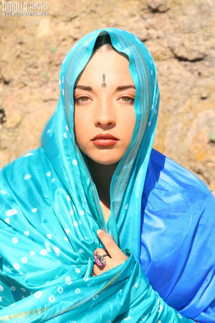 Isabella A as a Hindu girl.