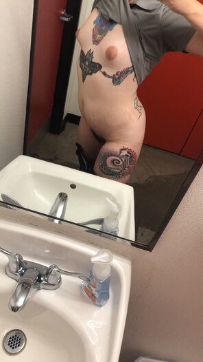 amateur pic New ink